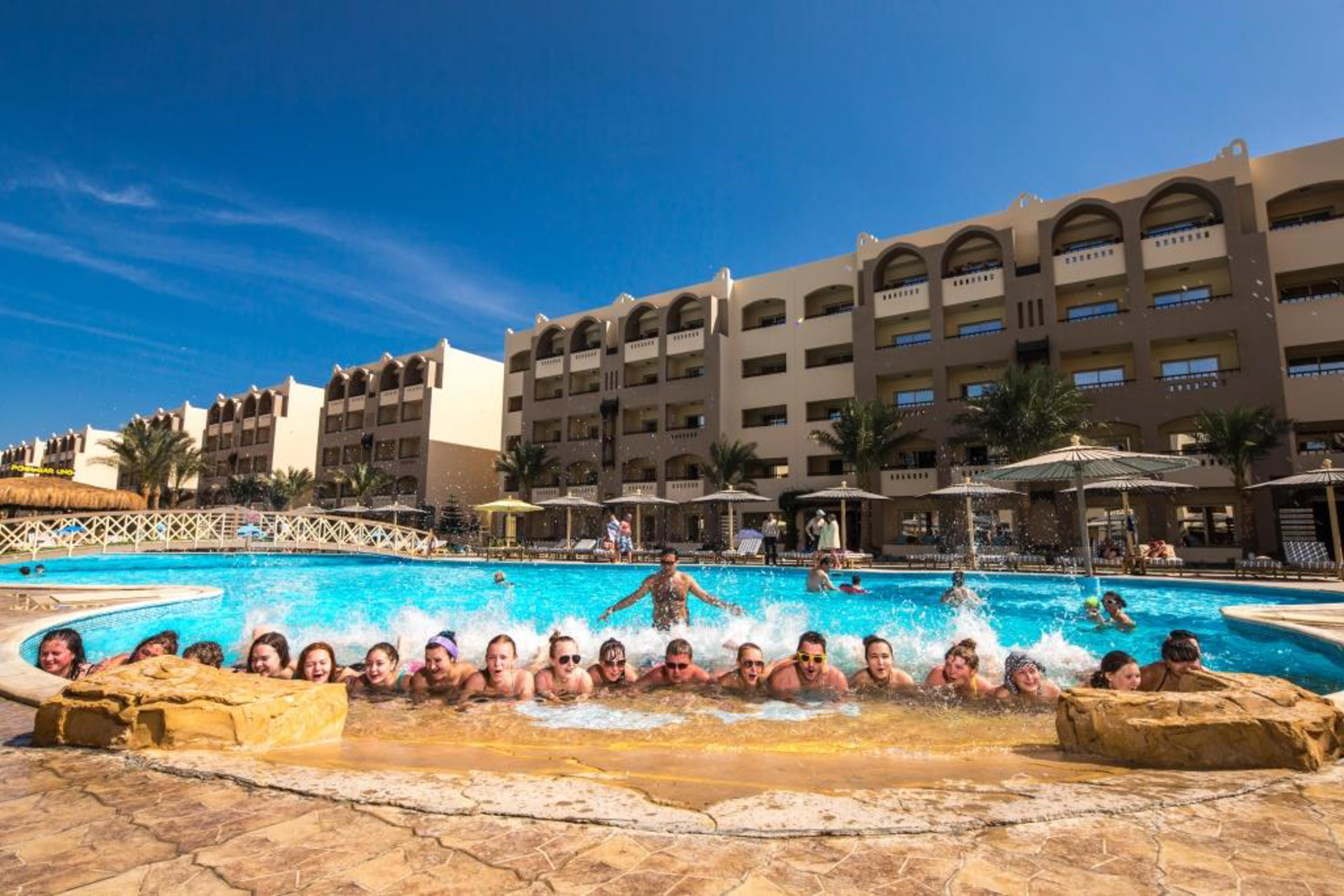 El Karma & Aqua Park - Курортный комплекс 4*